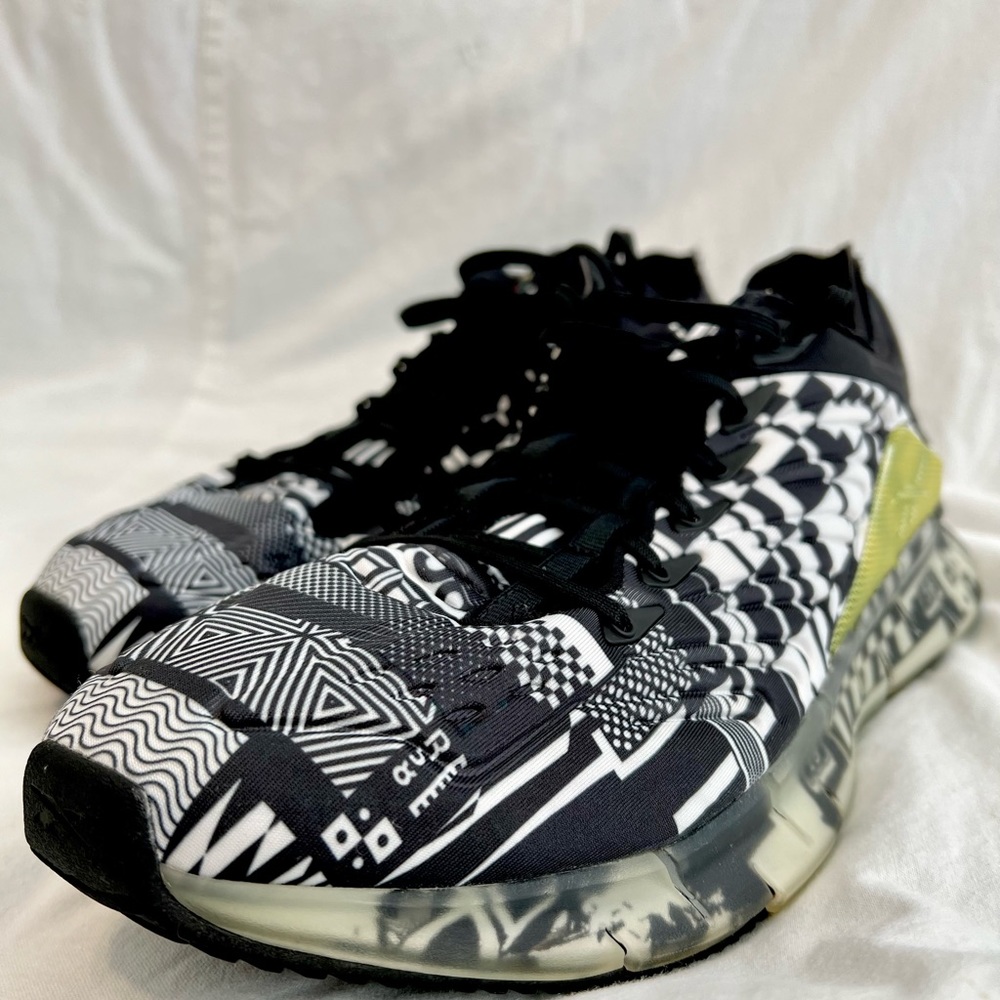 Reebok Zig Kinetica - Kenzo Minami ‘Abstract’